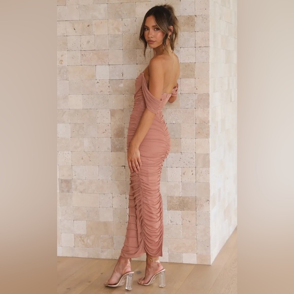 Elegant Off Shoulder Ruched Dress in Dusty Pink From Billy J - Picture 4 of 7